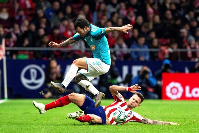 小卡复出快船大胜老鹰 约基奇46+10掘金克马刺